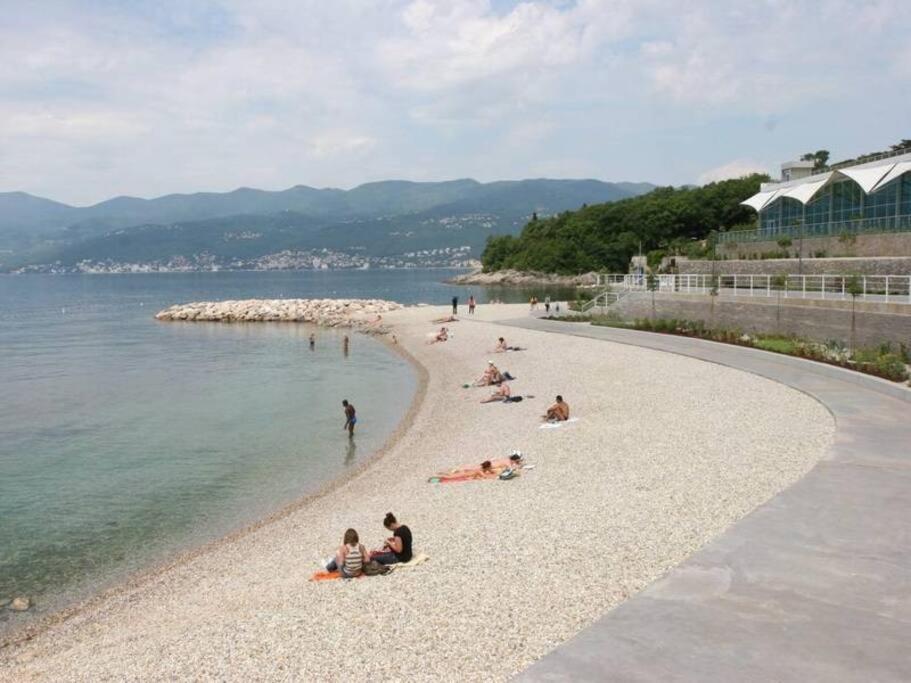 Apartment Mediterranean Garden Rijeka Exterior foto